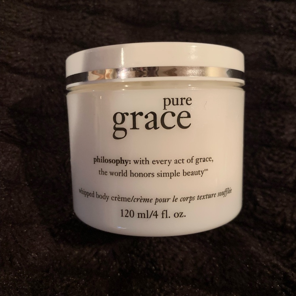 Brand new ! Full size. Philosophy Pure Grace body lotion